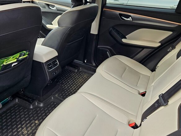 2022 Haval Jolion I, серебристый, 1780000 рублей - вид 16
