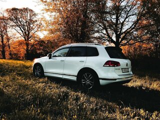2016 Volkswagen Touareg II Рестайлинг, белый, 2830000 рублей, вид 5
