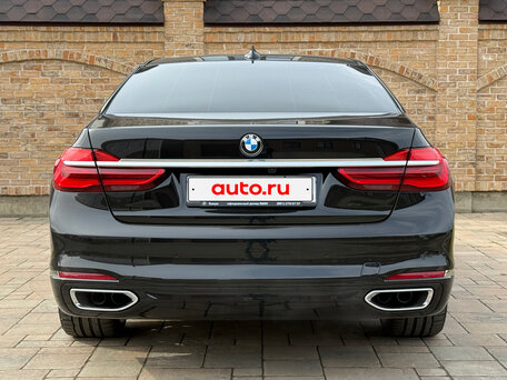 2018 BMW 7 серии Long 750Li xDrive VI (G11/G12), чёрный, 5500000 рублей, вид 5