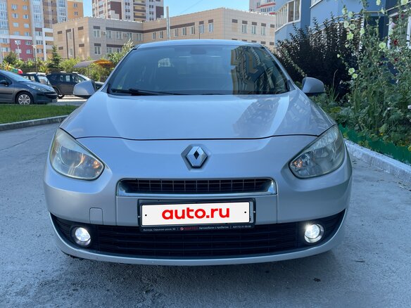 2010 Renault Fluence I, серебристый, 530000 рублей - вид 2