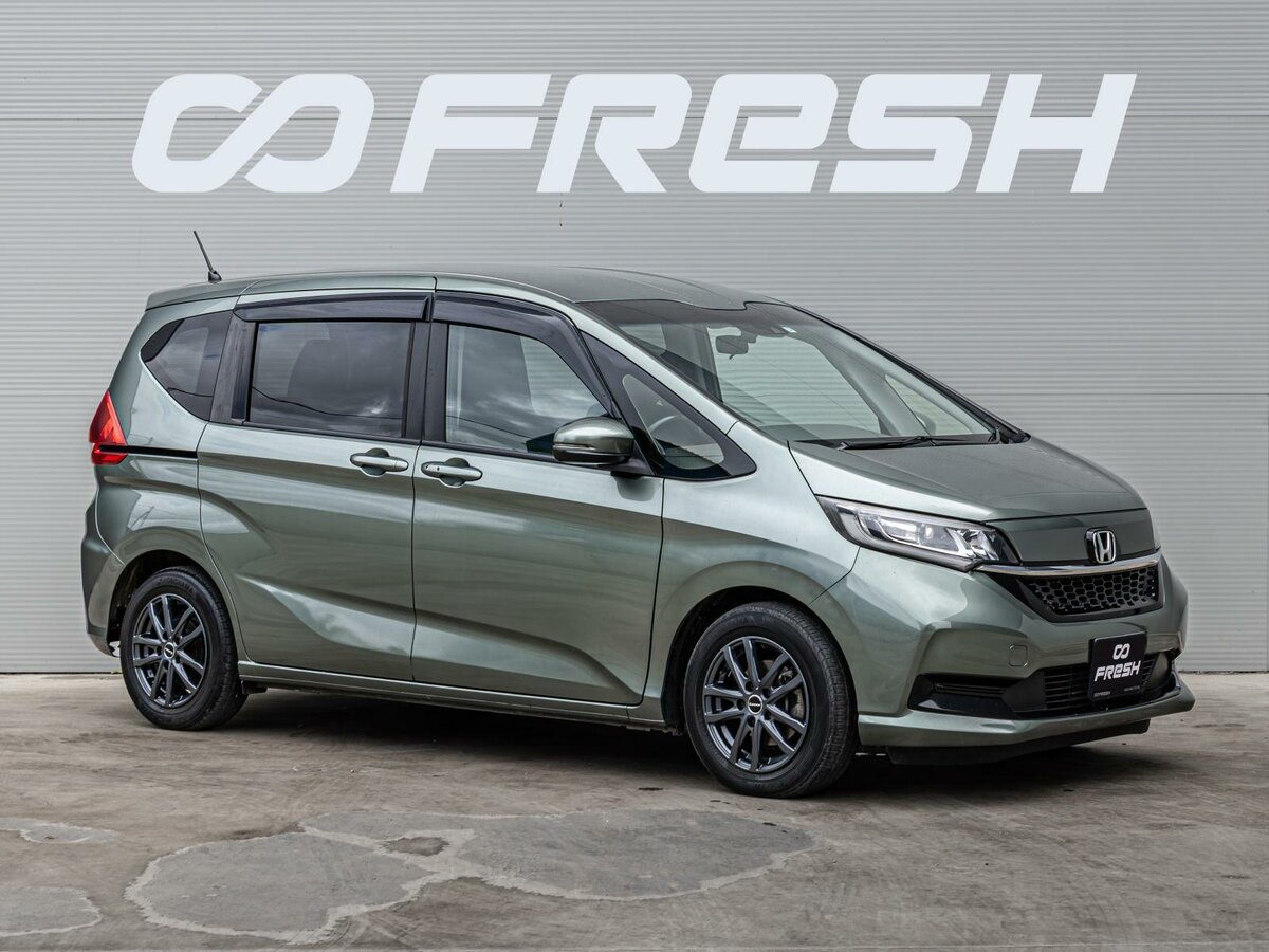 Открыть фотографии: Honda Freed II Рестайлинг