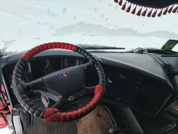 2012 Scania G-series, красный, 2400000 рублей - вид 6