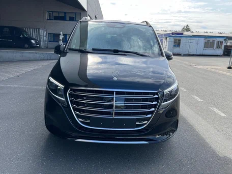 2026 Mercedes-Benz V-Класс Extra Long 300 d экстра длинный III (W447) Рестайлинг 2, чёрный, 13899000 рублей, вид 3