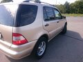 2002 Mercedes-Benz M-Класс 320 I (W163) Рестайлинг, золотистый - вид 1