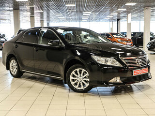 2013 Toyota Camry VII (XV50), чёрный, 1950000 рублей, вид 2