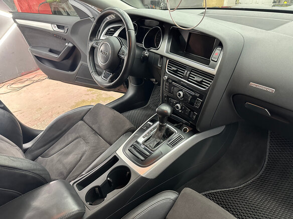 2012 Audi A5 I (8T) Рестайлинг, чёрный, 1530000 рублей - вид 18
