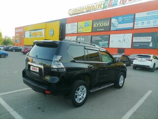 2010 Toyota Land Cruiser Prado 150 Series, чёрный, 2850000 рублей, вид 3