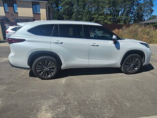 2025 Toyota Highlander IV (XU70), чёрный, 4950000 рублей, вид 2