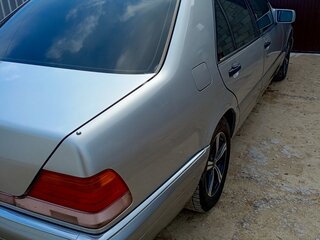 1995 Mercedes-Benz S-Класс 320 III (W140) Рестайлинг, серый, 1200000 рублей, вид 4
