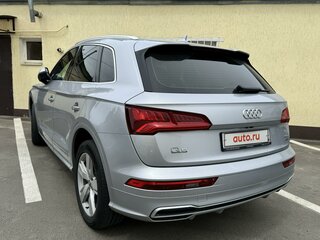2017 Audi Q5 II (FY), серебристый, 3200000 рублей, вид 5