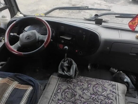 2008 Hyundai Real, красный, 350000 рублей - вид 2