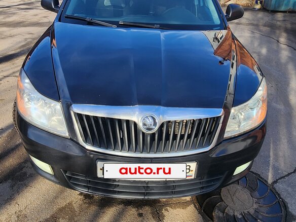 2011 Skoda Octavia II (A5) Рестайлинг, чёрный, 599999 рублей - вид 1