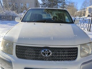 2005 Toyota Succeed I, белый, 650000 рублей, вид 1