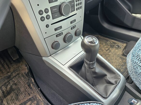 2010 Opel Astra H Рестайлинг, серебристый, 685000 рублей - вид 14