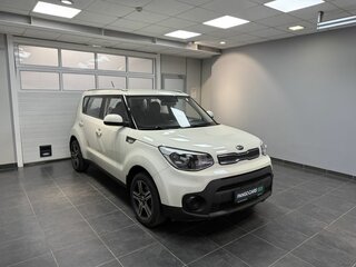 2017 Kia Soul II Рестайлинг, бежевый, 1420000 рублей, вид 3