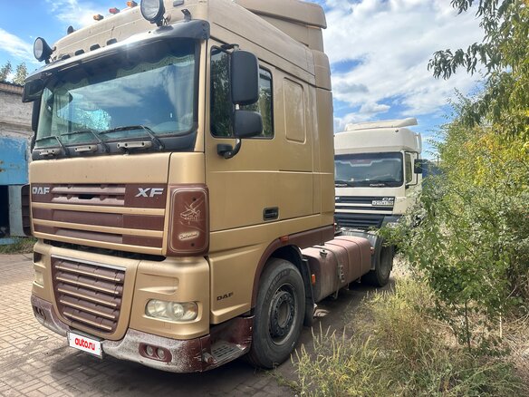 2006 DAF XF 105, золотистый, 1600000 рублей - вид 3