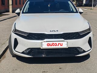 2024 Kia K5 III, белый, 3550000 рублей, вид 4