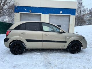 2007 Kia Rio II, бежевый, 355000 рублей, вид 3