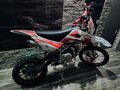 2019 Kayo Evolution YX140EM, красный, 80000 рублей