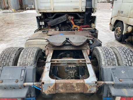 2000 Renault Magnum, белый, 750000 рублей, вид 4
