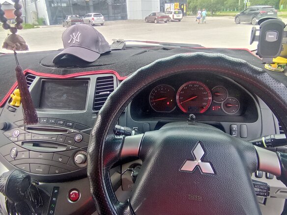 2006 Mitsubishi Grandis I, чёрный, 970000 рублей - вид 15