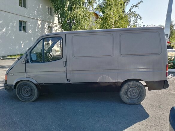 1986 Ford Transit, белый, 130000 рублей - вид 4