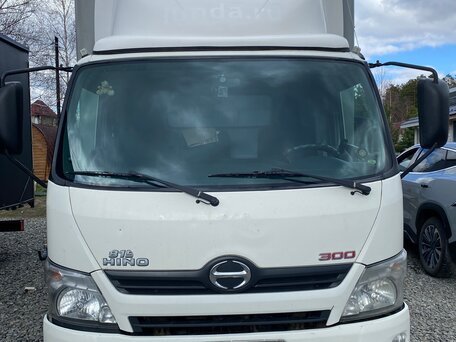 2017 Hino Series 300 (Dutro), белый, 2319000 рублей, вид 1
