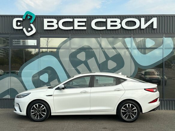 2021 JAC J7 I, белый - вид 8