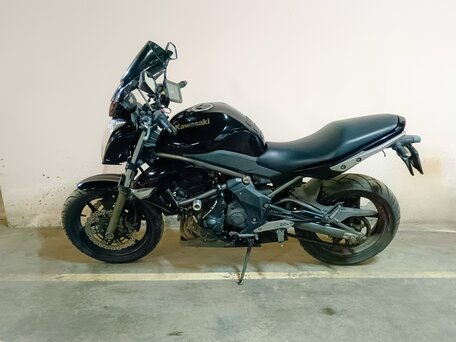 2009 Kawasaki ER-6N, чёрный, 340000 рублей, вид 4