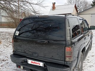 2002 Chevrolet Tahoe II, серый, 1700000 рублей, вид 5