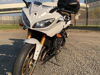 2011 Yamaha FZ8, белый, 615000 рублей, вид 1