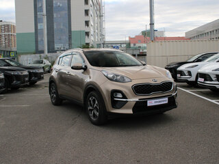 2018 Kia Sportage IV Рестайлинг, коричневый, 1699000 рублей, вид 3