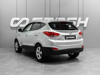 2011 Hyundai ix35 I, серебристый, 1050000 рублей, вид 2