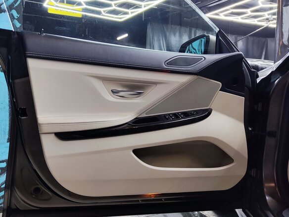 2013 BMW 6 серии Gran Coupe 640d xDrive III (F06/F13/F12), коричневый, 2500000 рублей - вид 25
