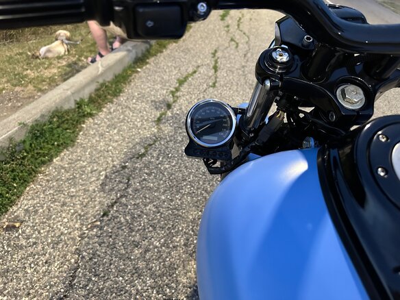 2005 Harley-Davidson Dyna Super Glide, голубой, 800000 рублей - вид 13