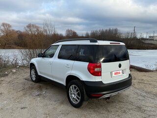 2011 Skoda Yeti I, белый, 900000 рублей, вид 5