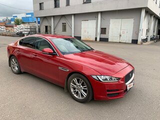 2017 Jaguar XE I, пурпурный, 1690000 рублей, вид 3