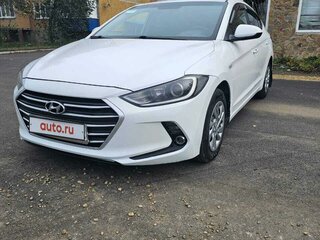 2018 Hyundai Elantra VI (AD), белый, 1360000 рублей, вид 5
