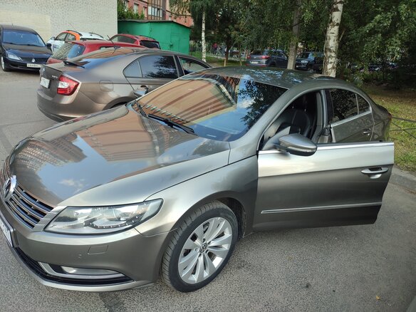 2012 Volkswagen Passat CC I Рестайлинг, бежевый, 1600000 рублей - вид 1