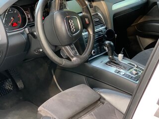 2010 Audi Q7 8-speed I (4L) Рестайлинг, белый, 1300000 рублей, вид 4