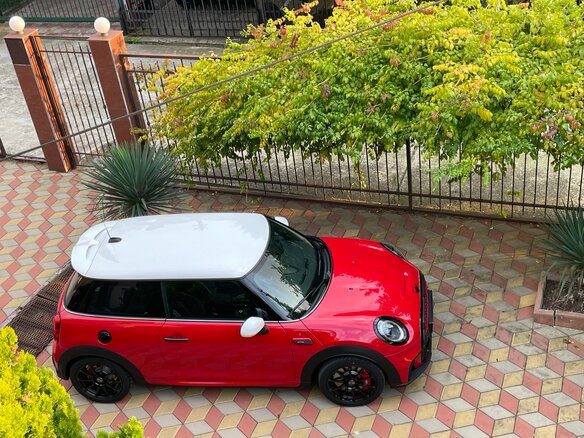 2021 Mini Hatch JCW III (F55/F56) Рестайлинг 2, красный, 3750000 рублей