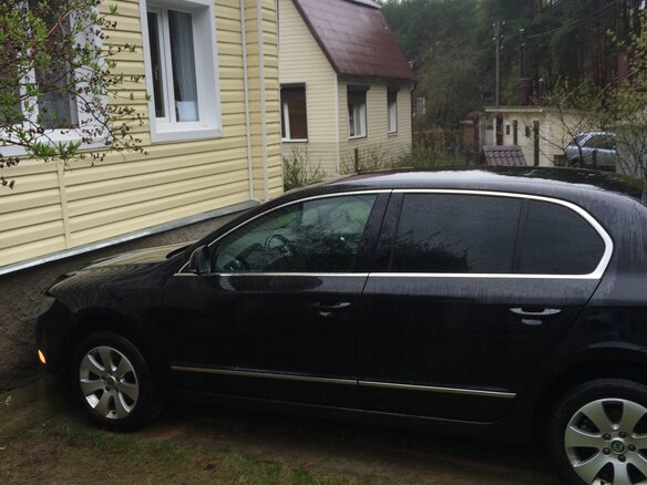 2012 Skoda Superb II, чёрный - вид 2