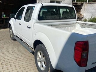 2014 Nissan Navara (Frontier) III (D40) Рестайлинг, белый, 1880000 рублей, вид 5