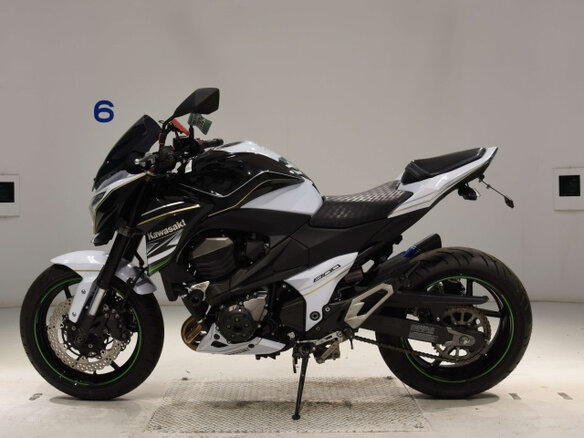 2017 Kawasaki Z 800, белый, 800000 рублей - вид 1