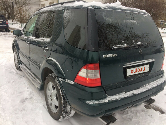 2003 Mercedes-Benz M-Класс 500 I (W163) Рестайлинг, зелёный - вид 4