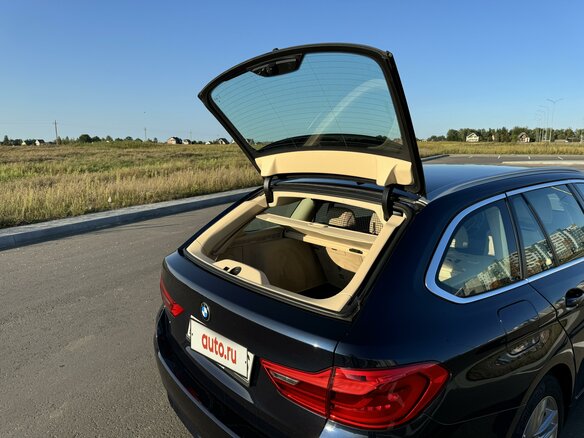 2020 BMW 5 серии 530d xDrive VII (G30/G31/G38), синий, 3100000 рублей - вид 16