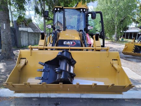 2022 Caterpillar 428, жёлтый, 13800000 рублей, вид 1