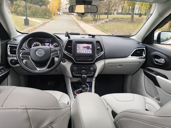 2019 Jeep Cherokee V (KL) Рестайлинг, белый, 2250000 рублей - вид 8