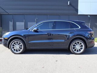 2022 Porsche Cayenne III, чёрный, 12481006 рублей, вид 2