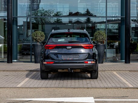 2018 Kia Sportage IV, чёрный, 1835000 рублей, вид 5